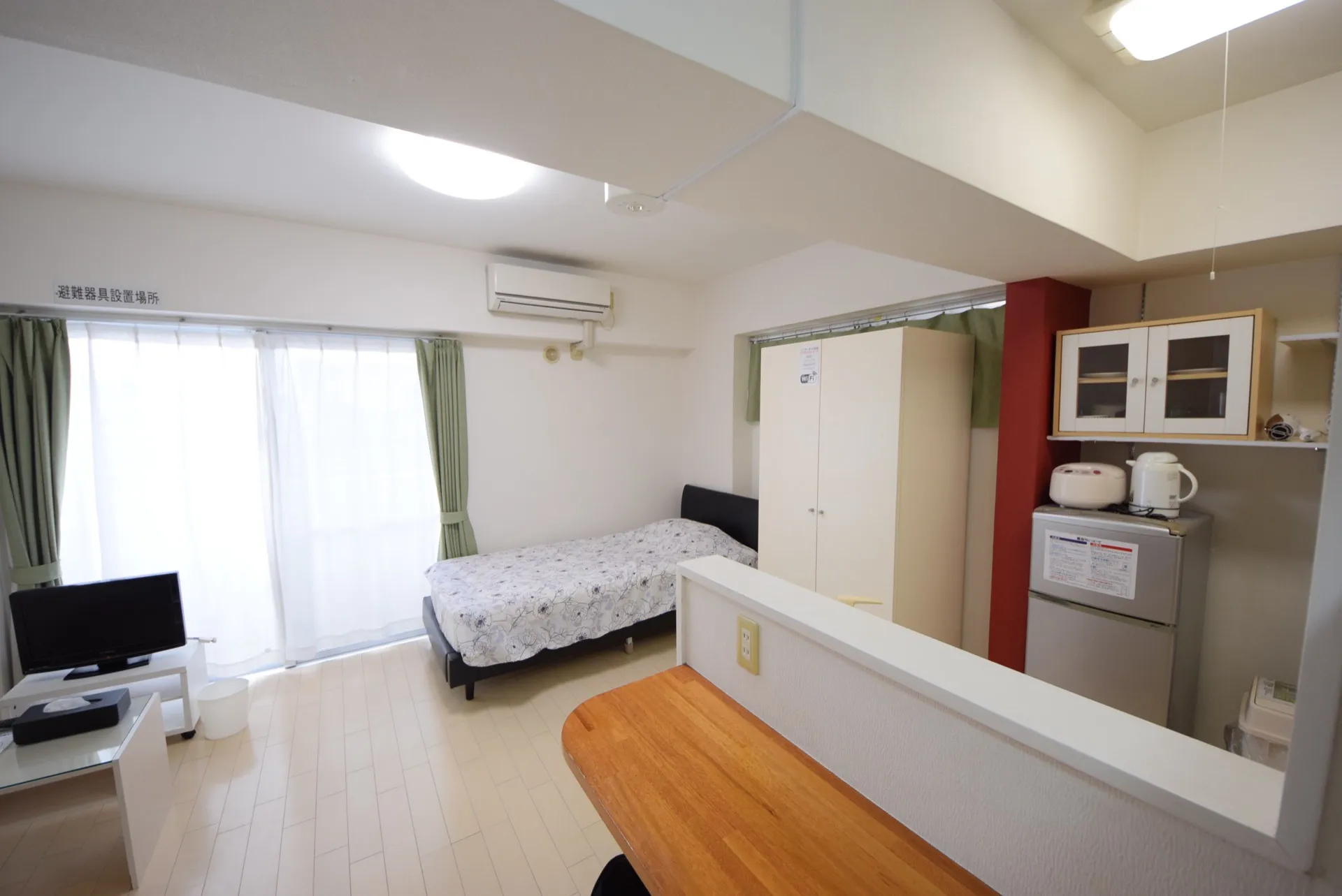 1Room 303号室 全景（広めタイプ）
